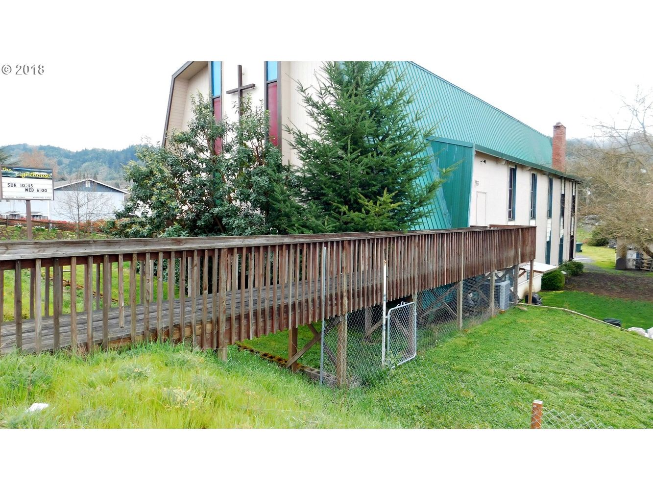 2837 W Harvard Ave, Roseburg, OR 97471